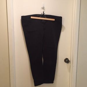 Black mid-rise jegging | sz 18 short